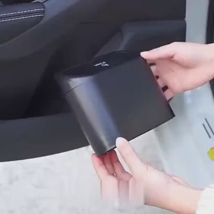 DriveClean™ Aracını Toparlayan Mini Çöp Kutusu
